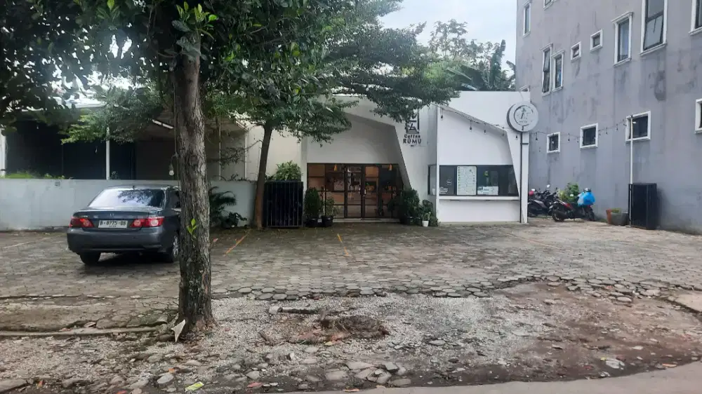 Disewakan tempat usaha utk kuliner ..kafe..bisa utk Kantor
