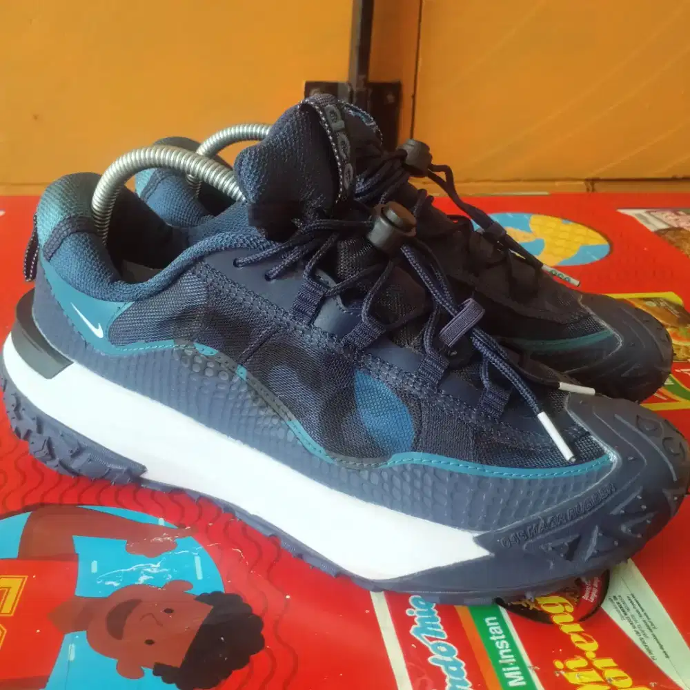 Sepatu Nike ACG Uk. 42 (Insole 26,5 cm)