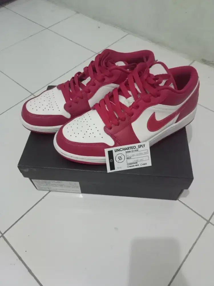 Nike AJ 1 low red