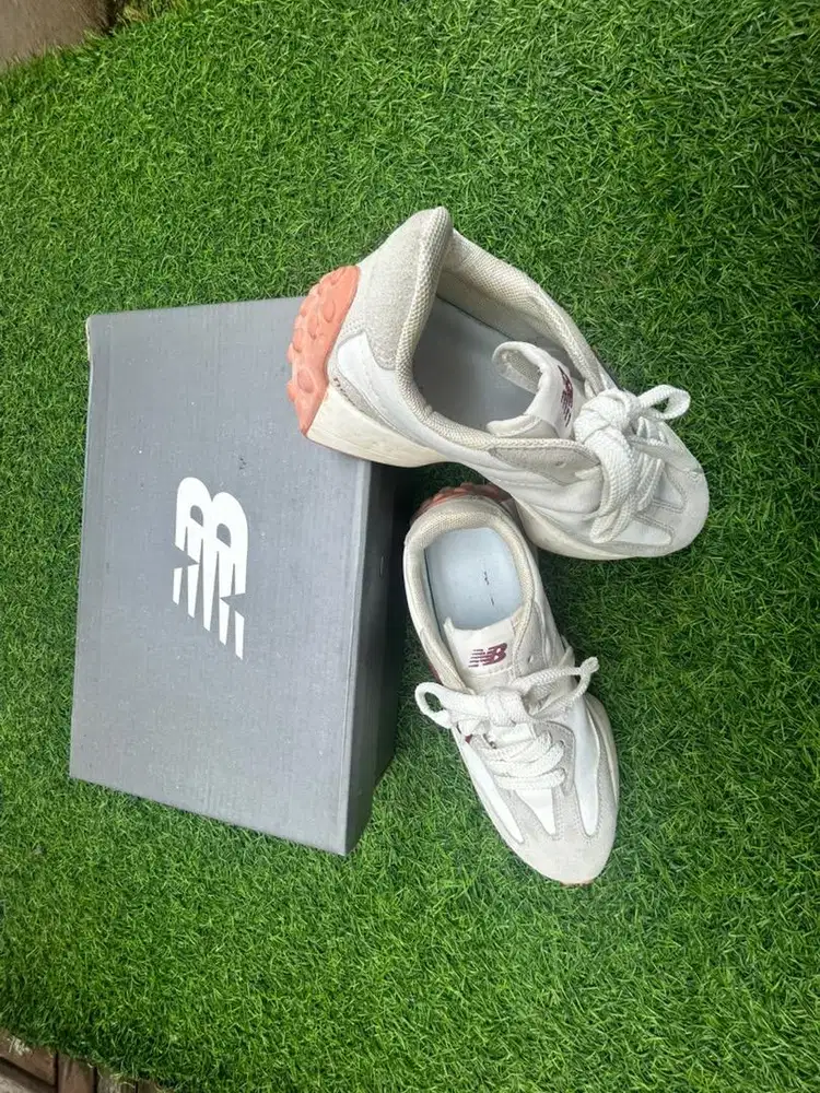 Orginal New Balance 327 Women Classy Maroon