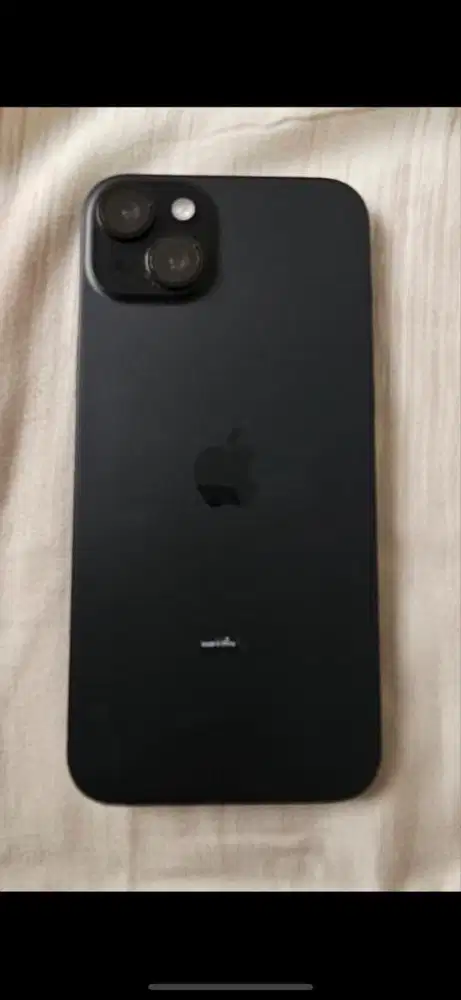 Iphone 15 plus baru sebulan pake