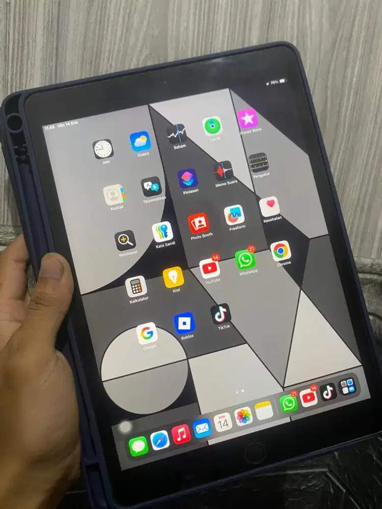 Ipad Gen 9 Wifi 64GB Ibox PA/A Mulus Nominus Fullset sampe Dusbook