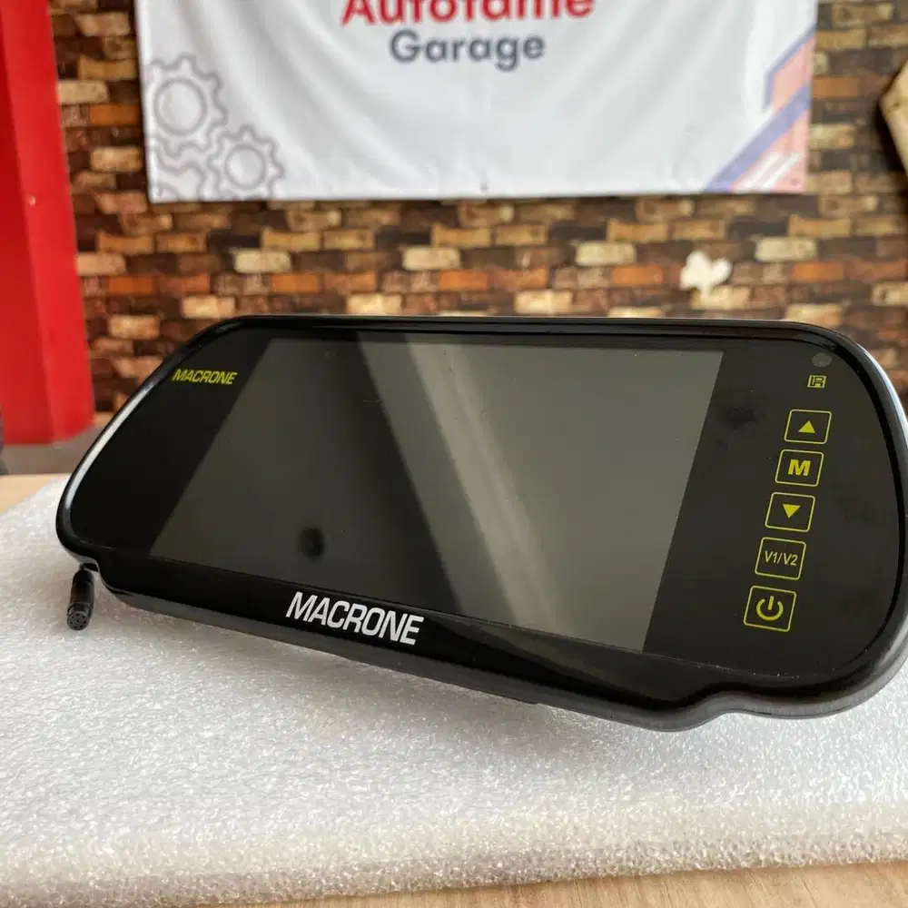 Monitor Spion 9 Inch Macrone V1/V2 Untuk Kamera Mundur