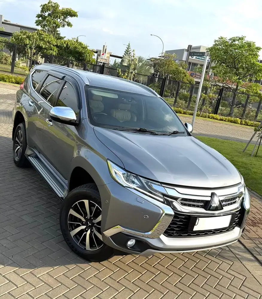 ( 50rb KM!! ) Pajero Sport Dakar Ultimate 2020 ( NIK 2019 ) Istimewa
