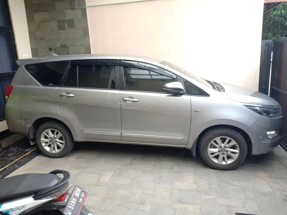 Toyota Kijang Innova 2018 Bensin