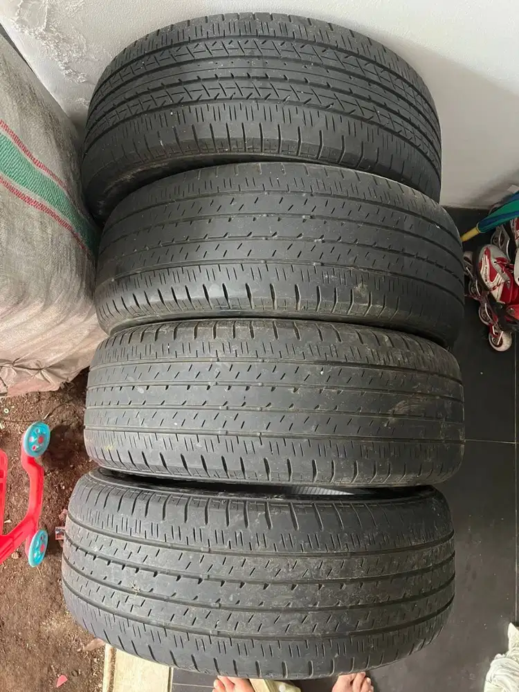 Ban Bridgestone Turanza Ring 17