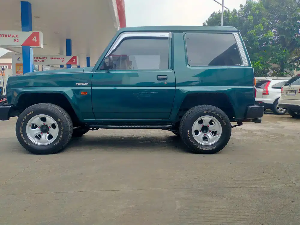 Daihatsu Feroza 1994 Bensin