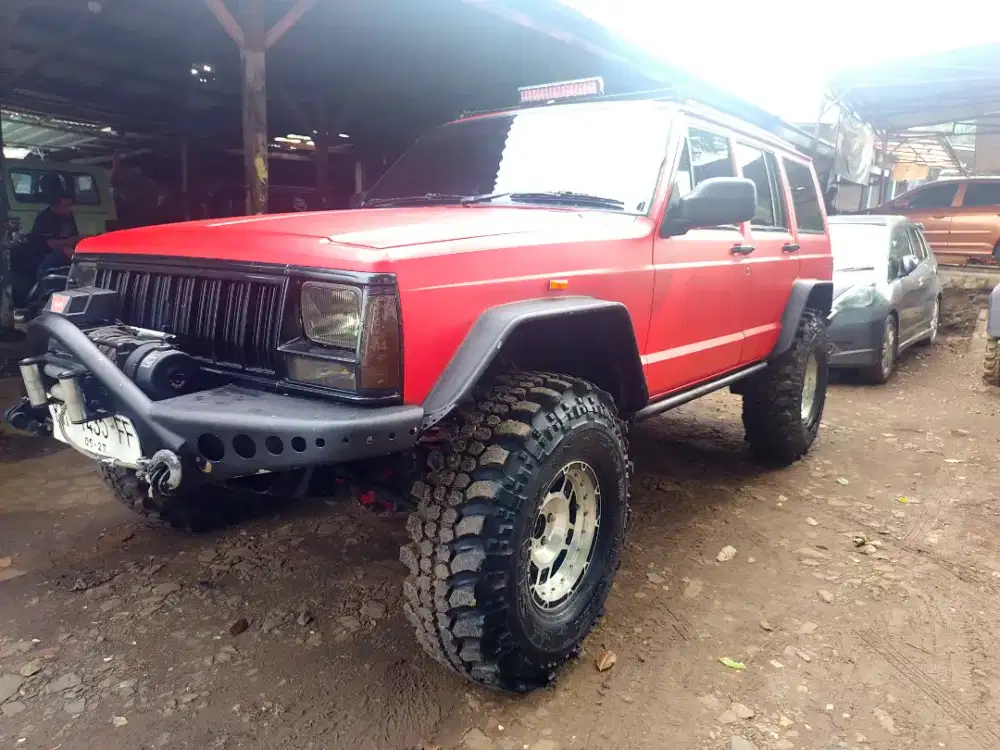 Jeep Cherokee 1996 Bensin