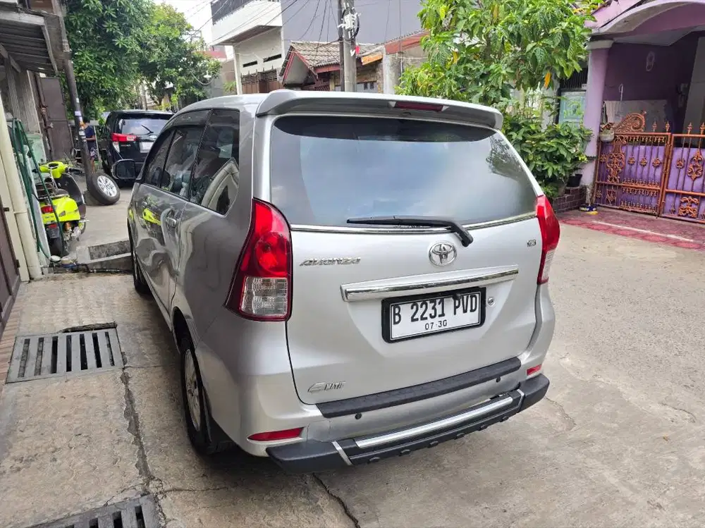 Toyota Avanza Avansa G Matic AT Tahun 2015 Silver , 2013