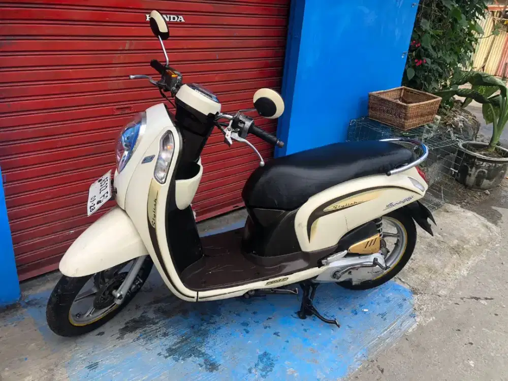 Honda Scoopy 2013 - Plat L (Hidup) - Kondisi Terawat - Nego