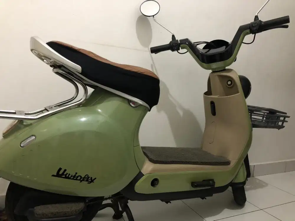 Sepeda Listrik U-Winfly r8s Mulus