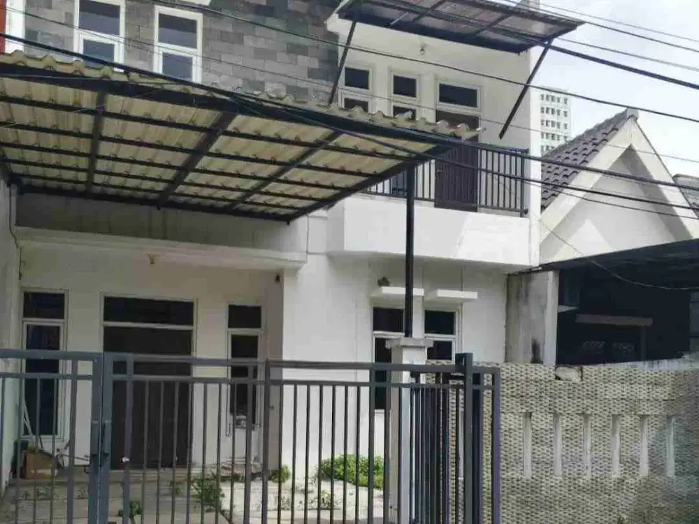 Rumah Cantik Siap Huni Di Perumahan Jatinegara Indah