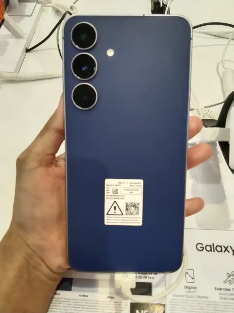 SAMSUNG GALAXY S25FE | 128 GB | 256 GB | 512 GB