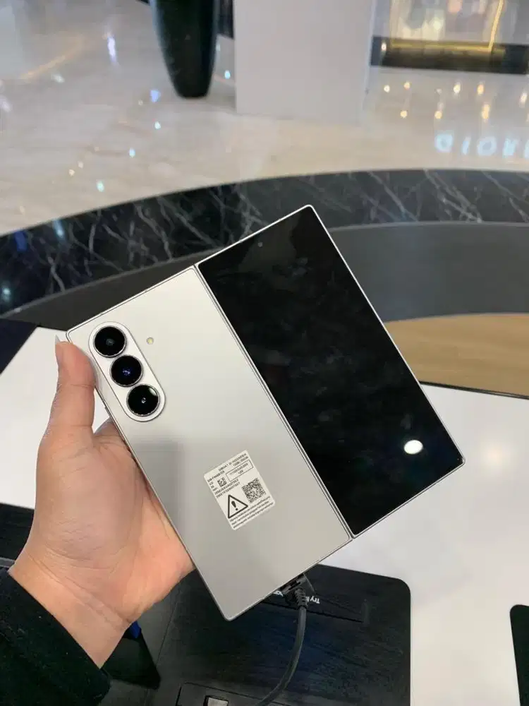 Samsung zfold 7 promo weekend free buds 3 fe dan adp 25 watt