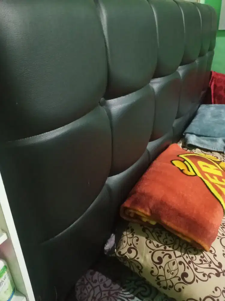 dipan kasur 180 x 200