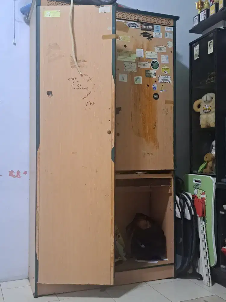 Lemari Baju coklat 2 pintu