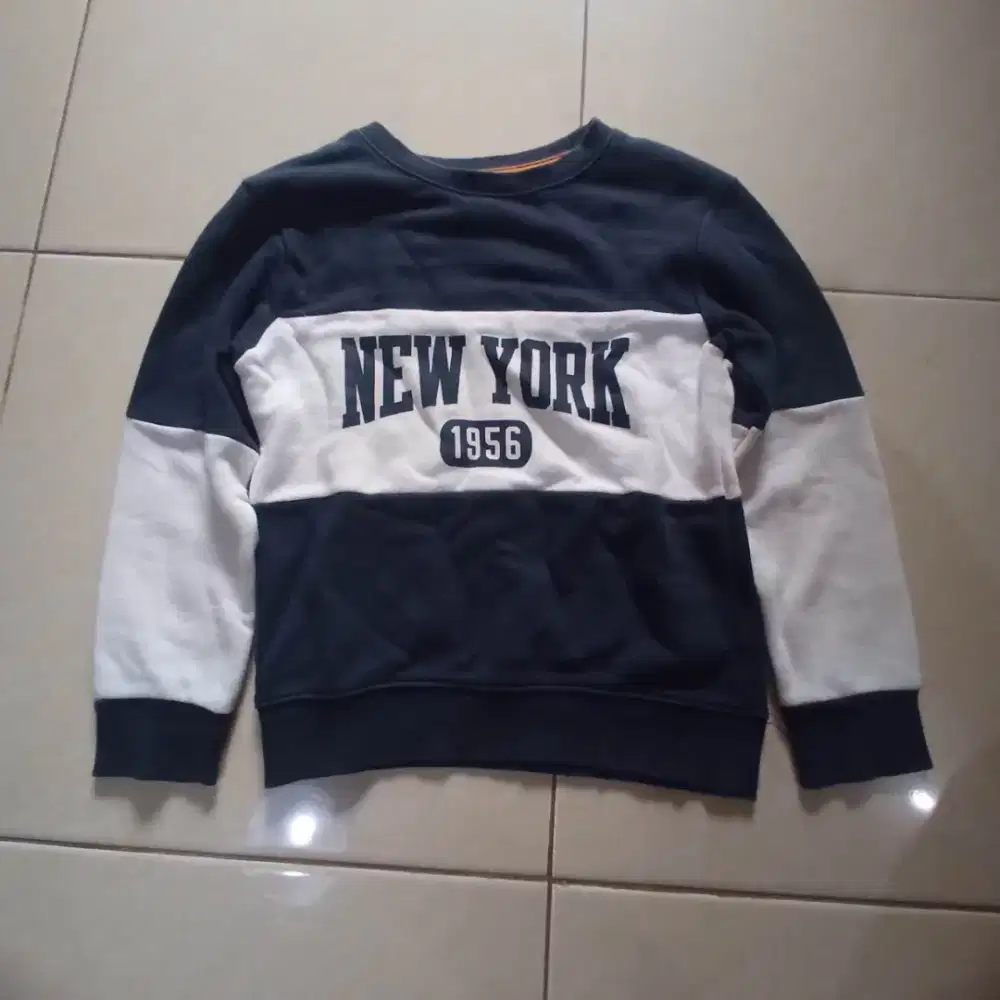 Sweater Anak Usia 3-5 tahun