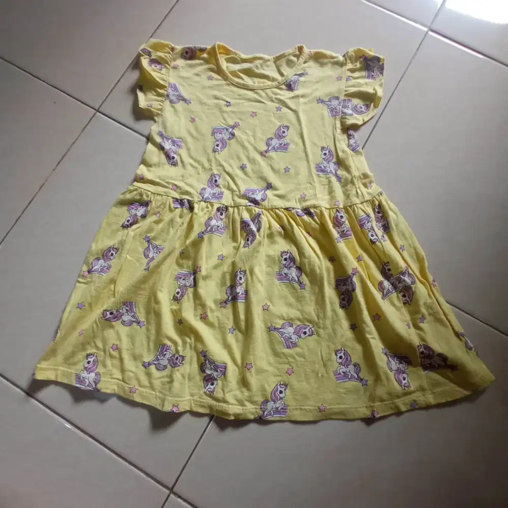 Dress Anak Cewek usia 3-5 tahun