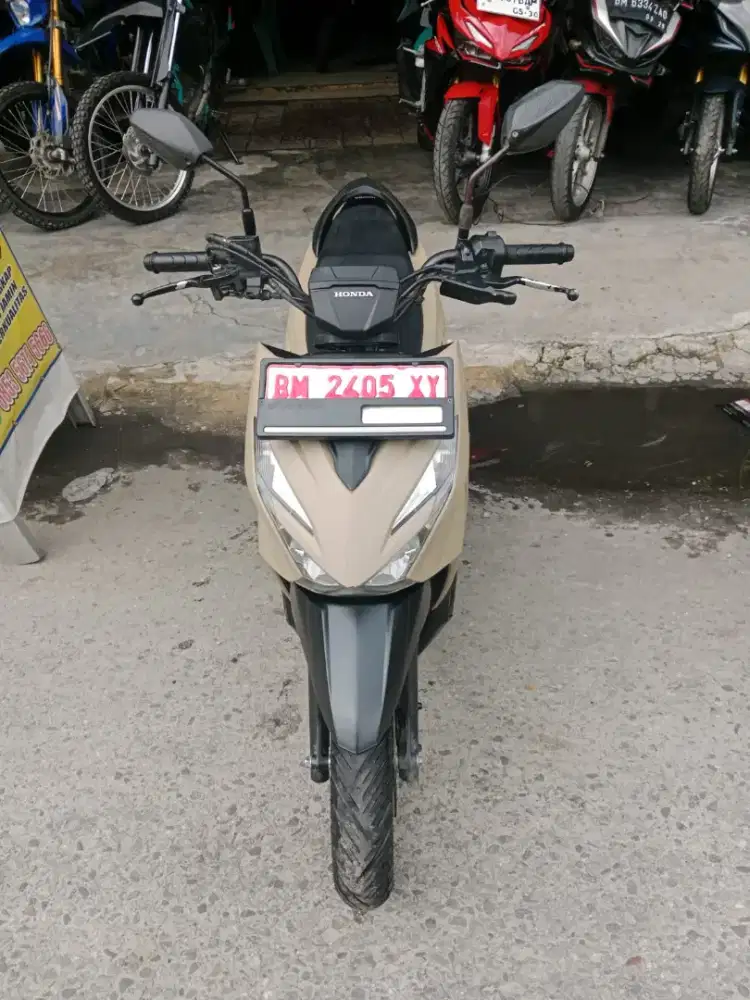 Dijual cepat Honda beat sreat tahun 2025
