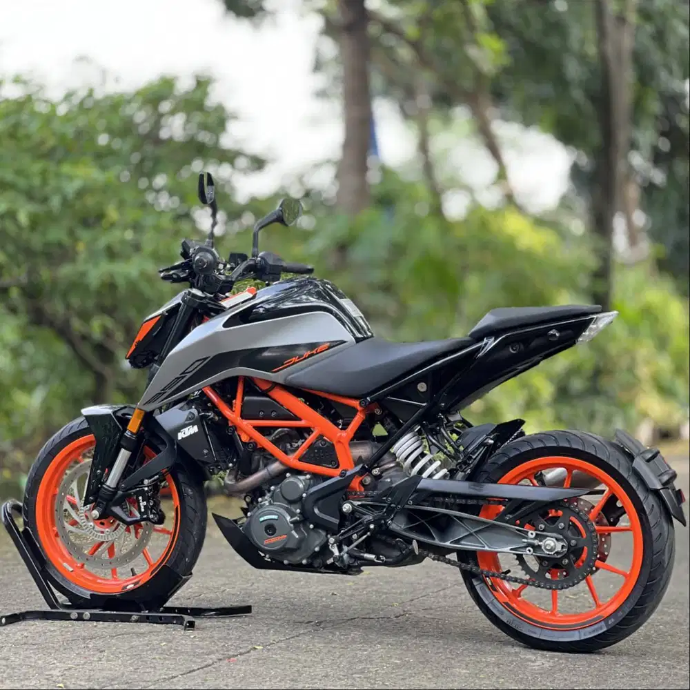 KTM DUKE 390 ABS 2022 BLACK PAJAK PANJANG KM 6K SIAP TOURING