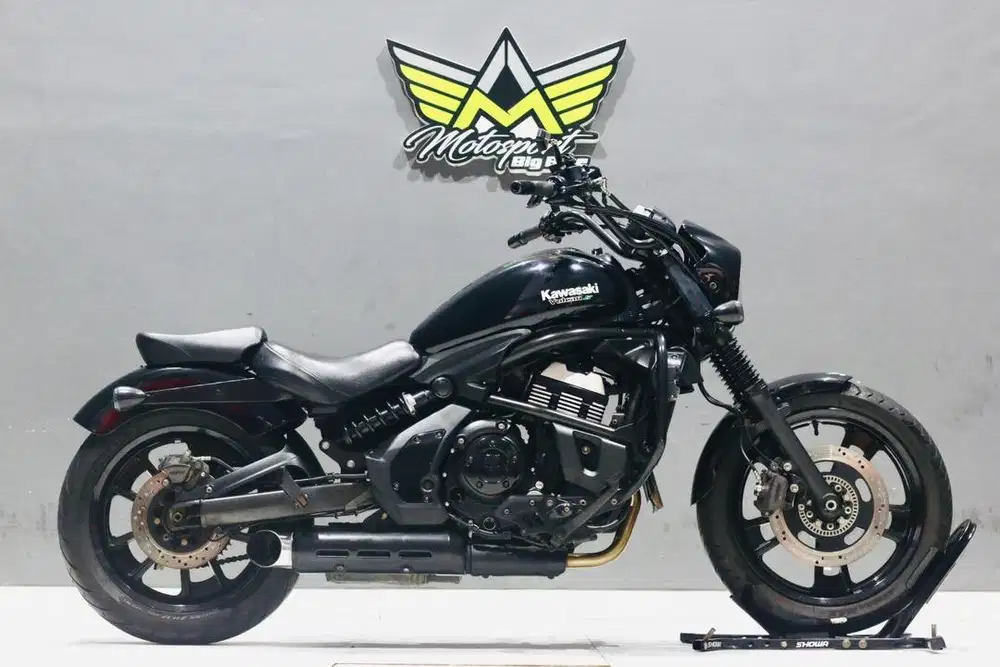Kawasaki vulcan 650 ABS like new sangat nyaman buat turing jauh