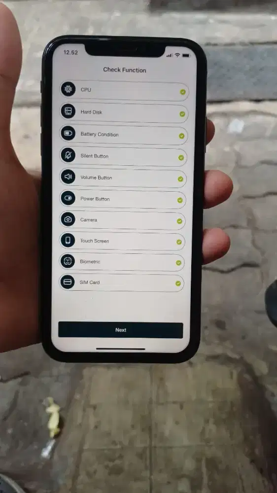 Iphone xr 128gb all operator ios 18.6.2 siap nambah keatasnya