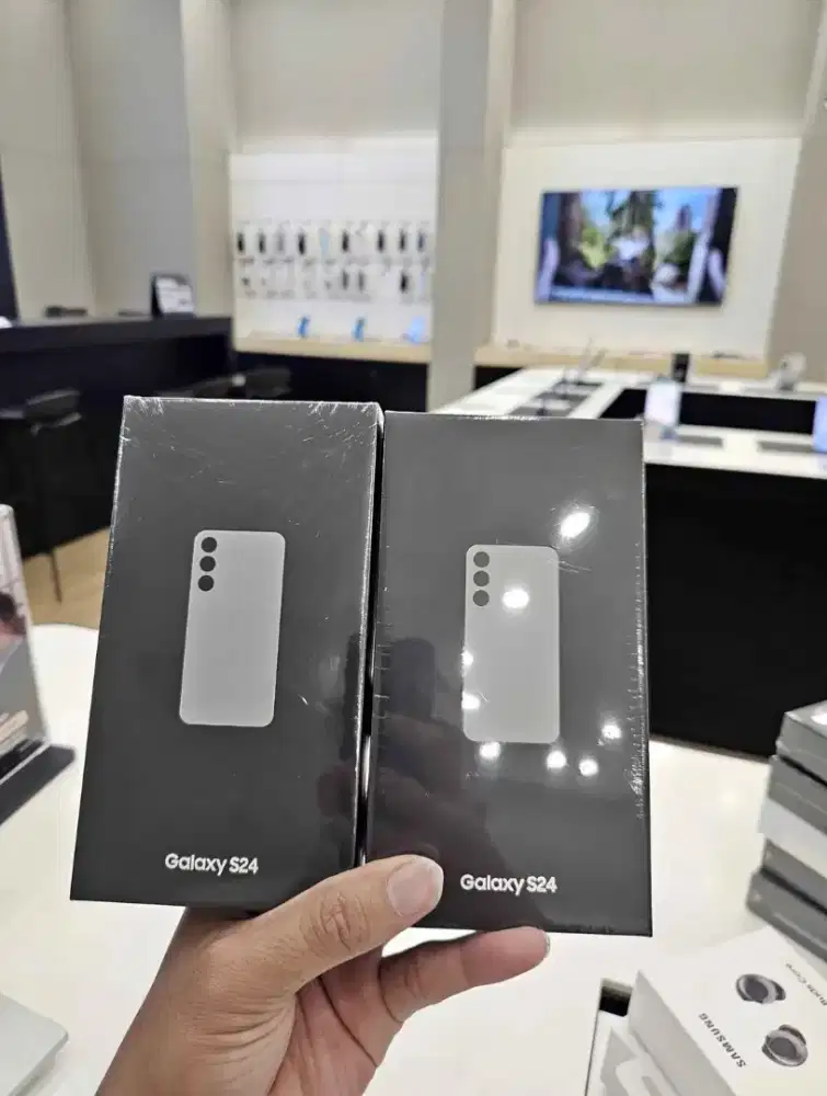 SAMSUNG S24 5G RAM 8 / 256 FREE HYDROGEL+CASE GARANSI RESMI SEIN 1TH