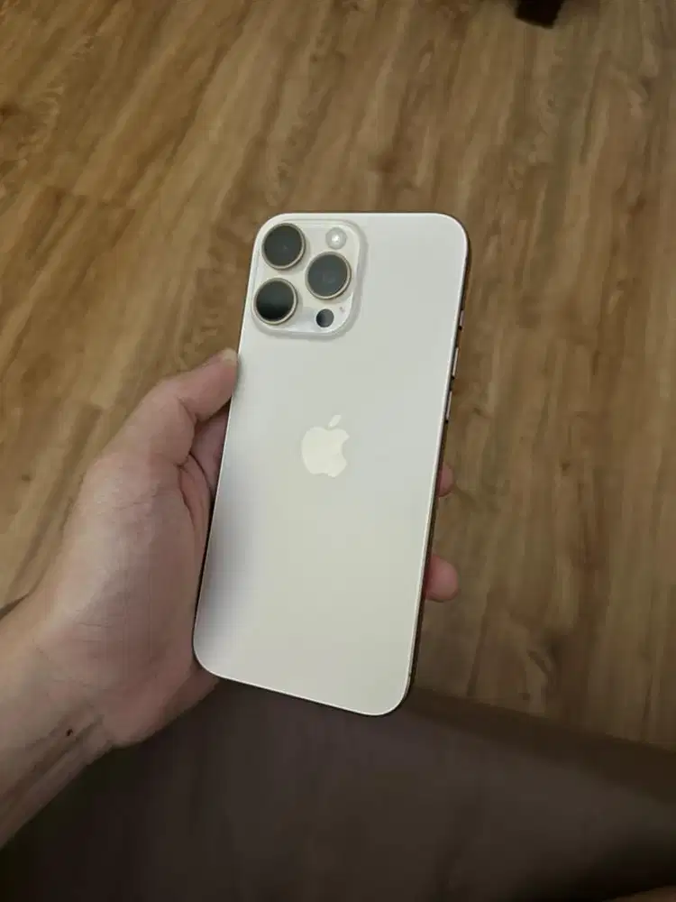 Iphone 16 promax 256gb ibox baru pakai 3 minggu