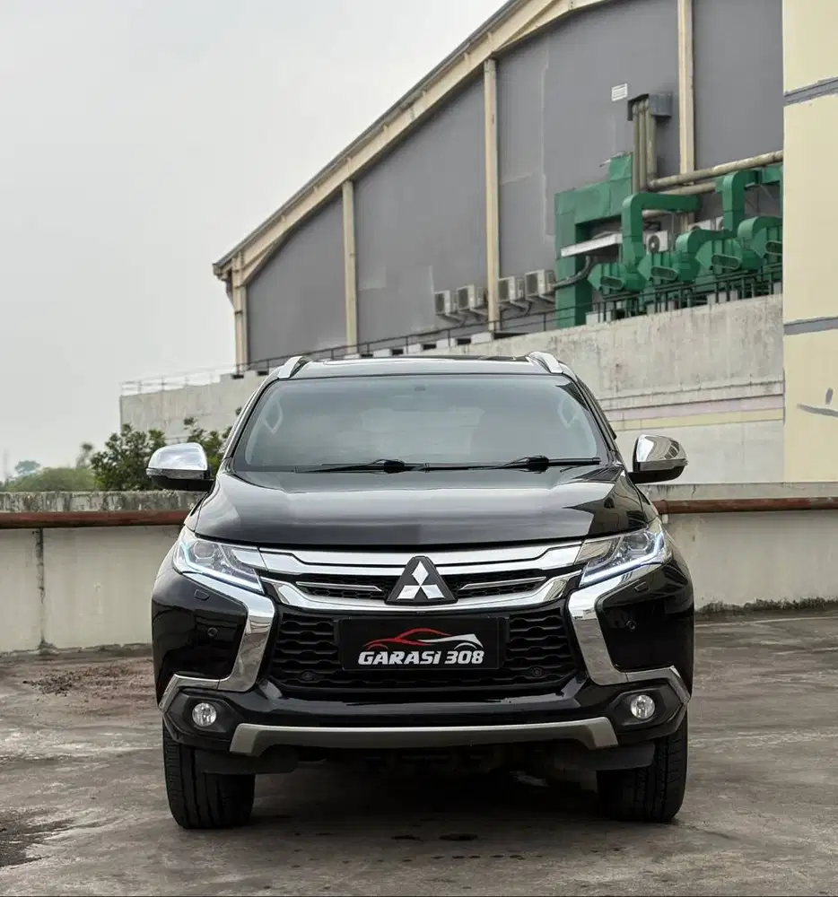 Mitsubishi Pajero Sport 2.4L Dakar 4x2 AT