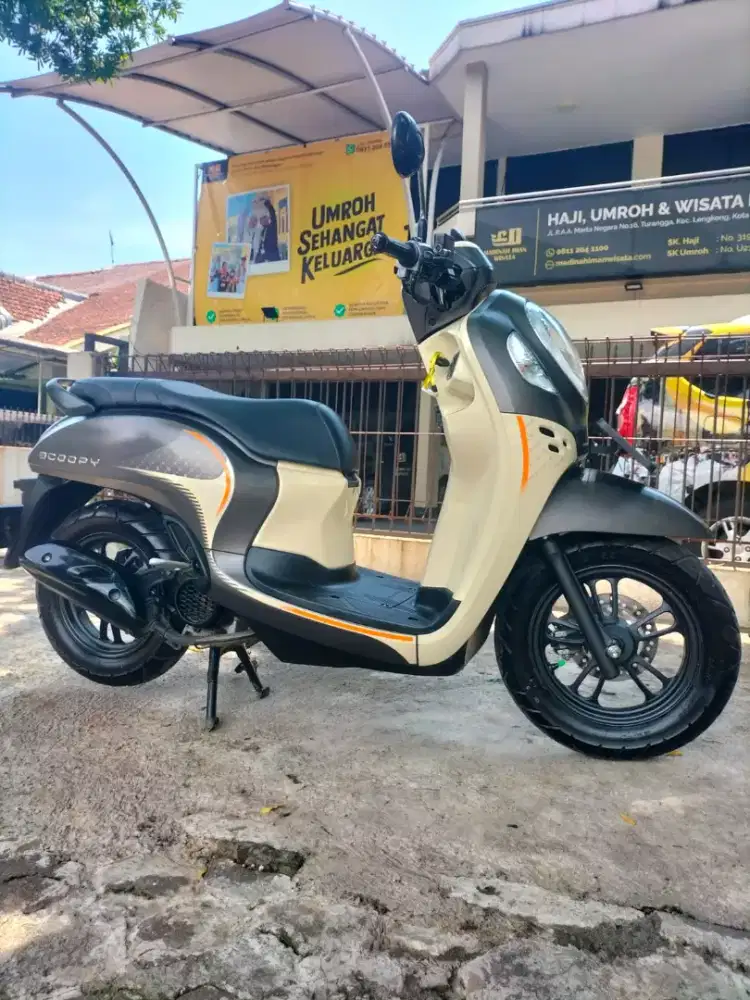 KM 9 RB HONDA SCOOPY 2024