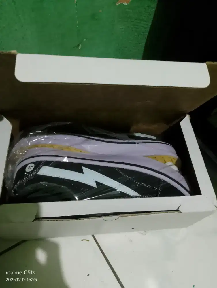 vanz terbaru size 40