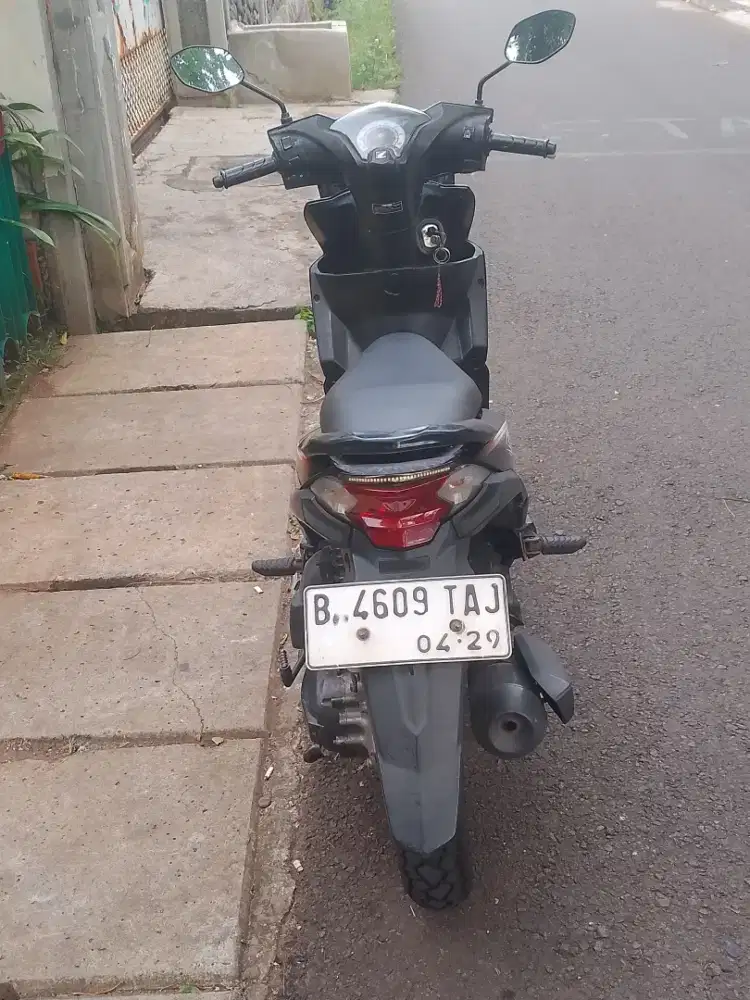 Di jual Honda beat thn 2014