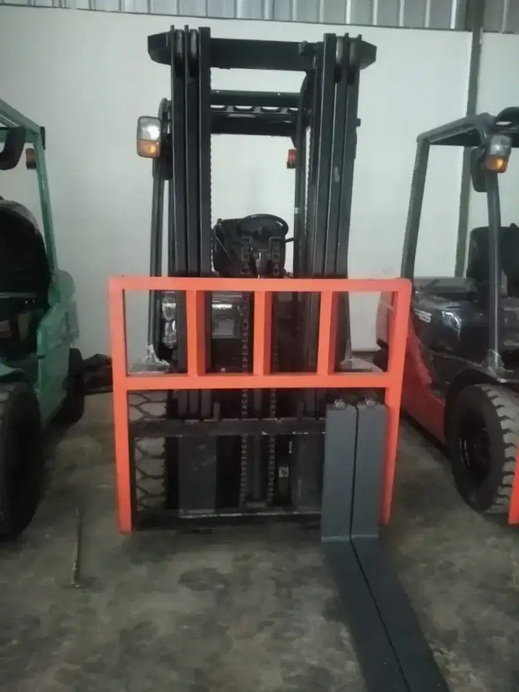 Forklift Toyota 3ton treelift 5mtr
