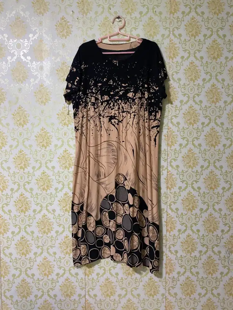 Karyawan toko sayur sembako