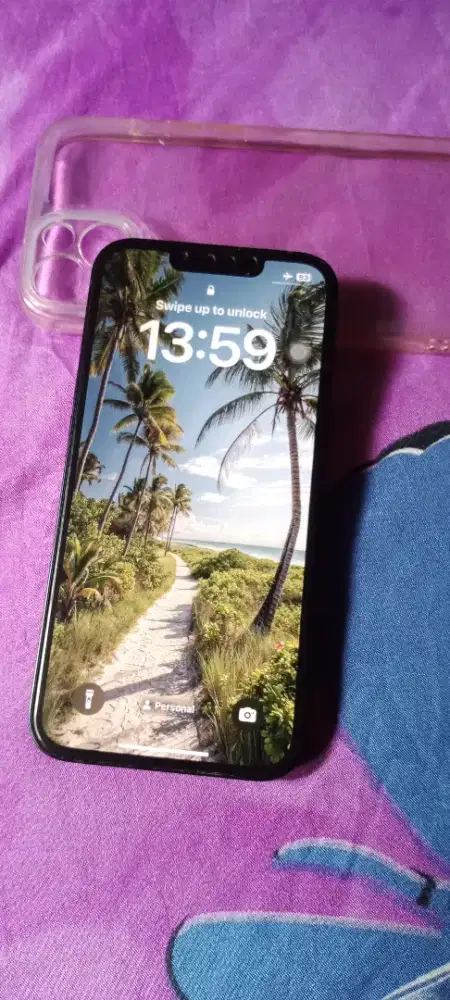 IPhone 13 128GB Inter AllOperator Lengkap & Mulus 100%