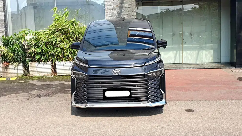 Km15rb toyota voxy cvt tss 2022 hitam pajak panjang