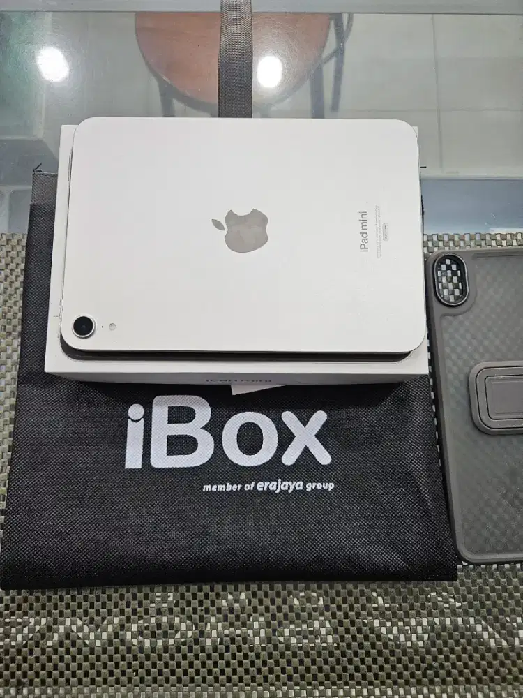 Ipad mini 7 256GB ibox 2 bulan pakai garansi on