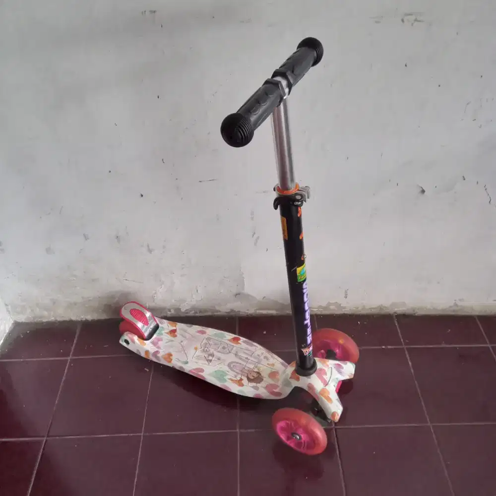 Skuter Family SC 7807 scooter otoped anak DORA the explorer original