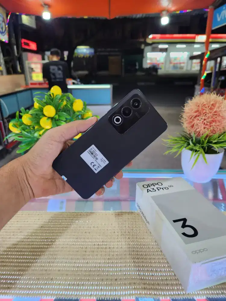 Oppo A3 Pro 5G Ram (8+8) 16Gb/ 256Gb Fullset Mulus Ori 100% Like New