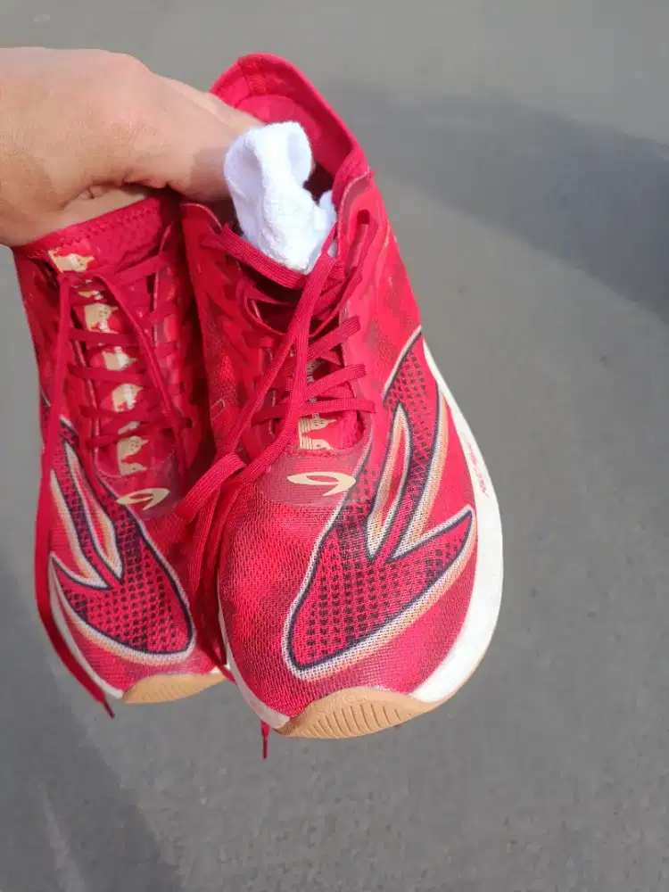 Haze Veloce SE Magelang size 45, mileage 18km