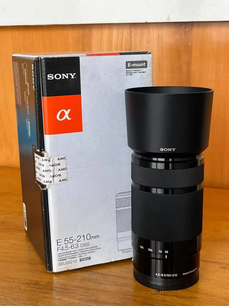 Sony E 55-210mm f/4.5-6.3 OSS