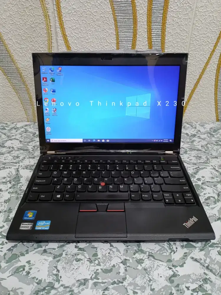 Laptop Lenovo X230, i7-gen3 Second