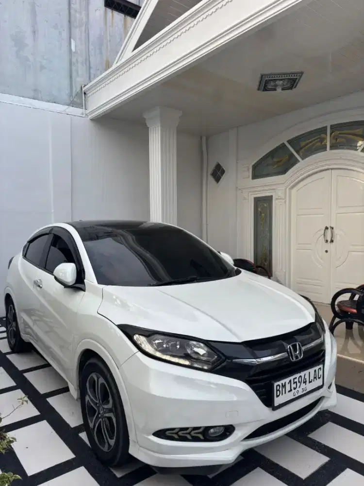 Di Jual Honda HRV Prestige 1.8 Th 2015 Istimewah