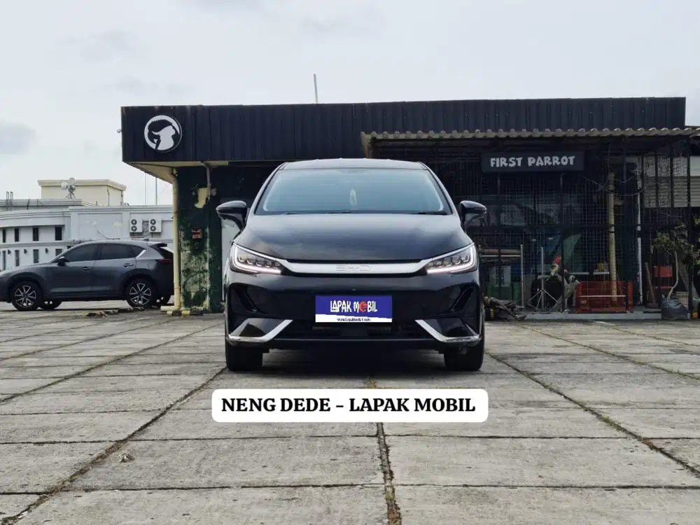 BYD M6 Standar AT 2025