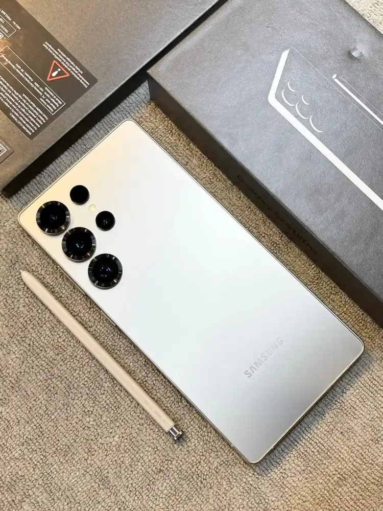 Samsung Galaxy s25 Ultra 12/256Gb Sein mulus