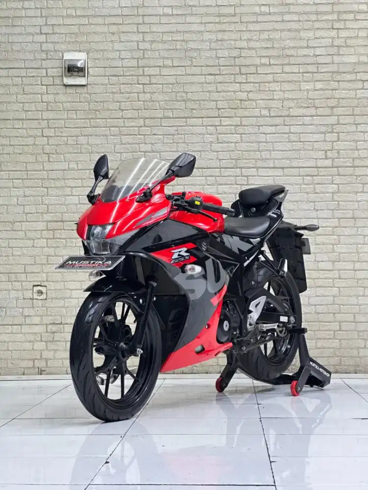 READY‼️ SUZUKI GSX 150 R TH 2023 NOPOL L SBY ODO MASIH 16RB ASLI