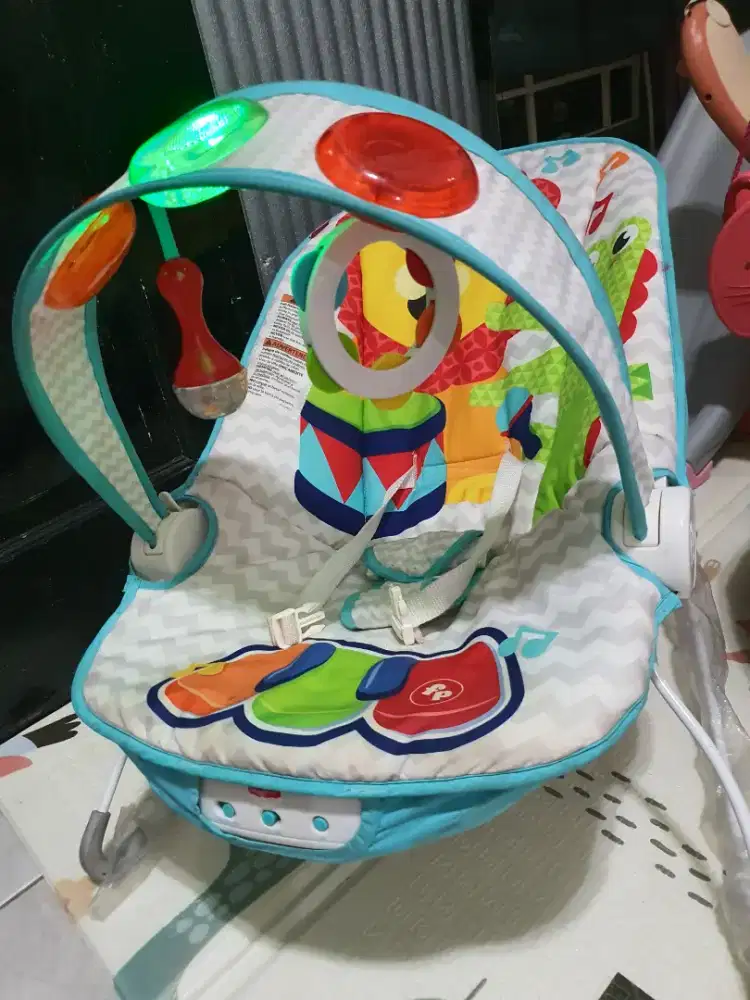 Bouncher FisherPrice, seperti baru