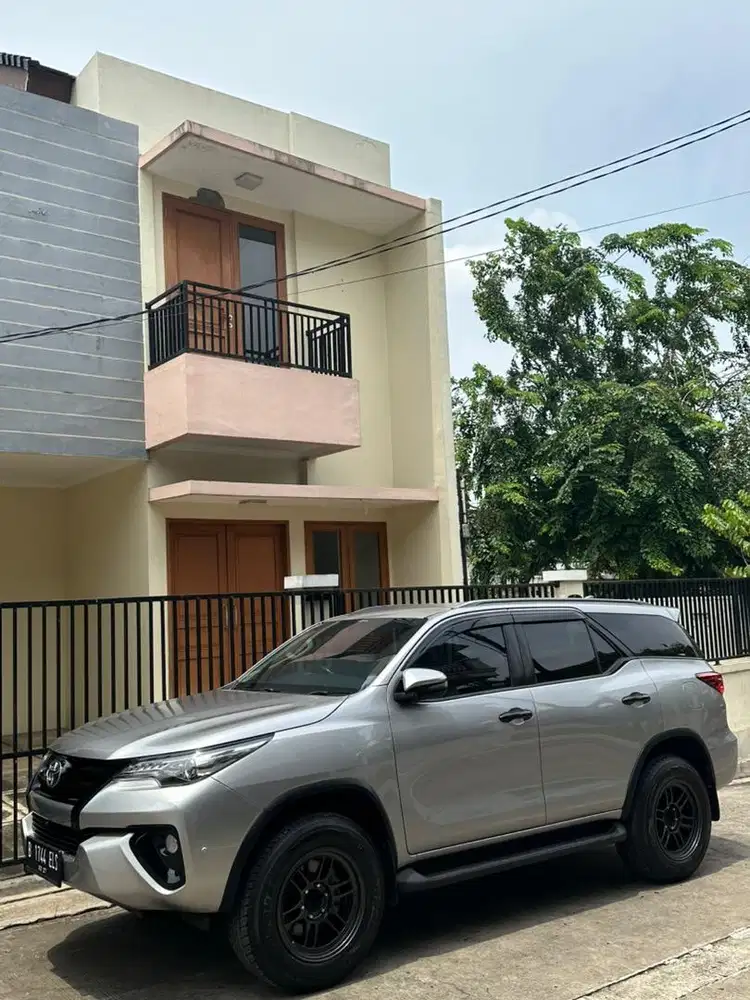 Mobil toyota fortuner vrz 2019 nik 2018