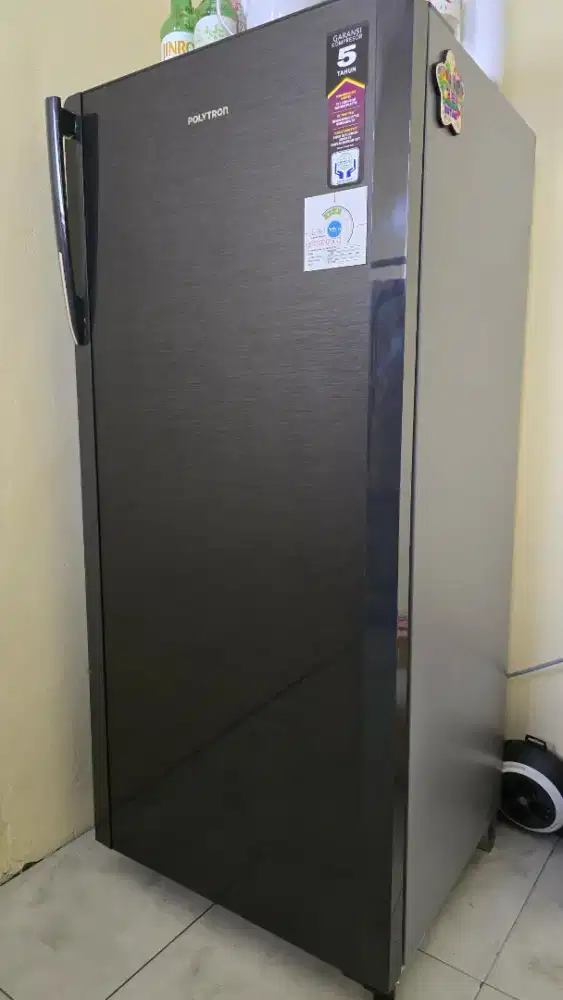 DIJUAL CEPAT KULKAS POLYTRON 1 PINTU