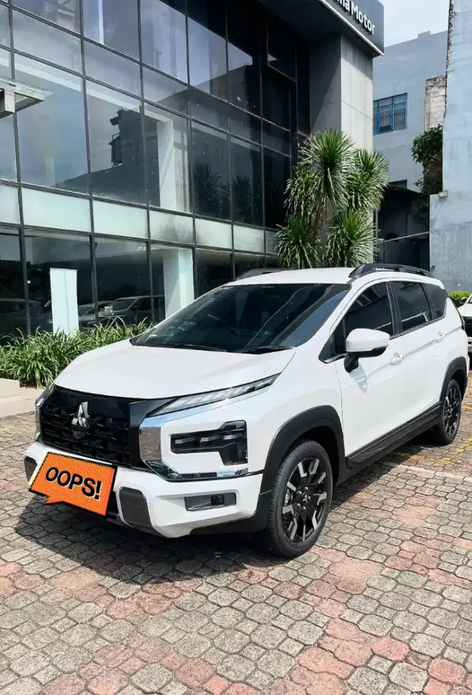 Mitsubishi Xpander Cross Premium cvt thn 2025 on going